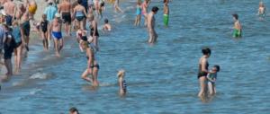 Vacanze, un’estate al mare: 32 milioni in ferie, con un occhio ai prezzi