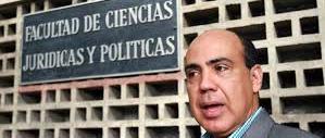 Venezuela, Maduro fuori controllo: arresta un magistrato della Corte Suprema