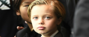 Nessuna cura ormonale per la figlia di Brad e Angelina. Basta sparare bufale sui minori