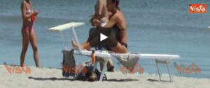 Il lido fascista? Sulla spiaggia di Chioggia nessuno si sente offeso… (video)