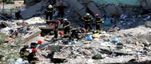 Torre Annunziata, ipotesi inquietante: dietro il crollo l’ombra dei clan