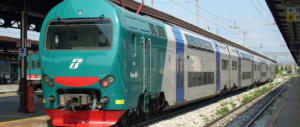 Lazio, Zingaretti scimmiotta il Duce: “Con me i treni arrivano in orario…”