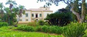Incendi: Rogo a Villa Piccolo nel messinese, possibile matrice dolosa