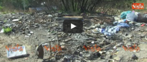 Centocelle “nightmare”: a Roma il parco da incubo, tra rom e rifiuti (video)