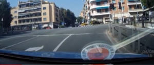 Come in un film: inseguimento spettacolare di una Volante della Polizia (VIDEO)