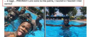 Il prete “rosso” porta i migranti in piscina: «I miei nemici sono i fascisti»