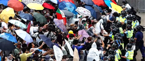 Cina, carcere e non servizi sociali per i leader del “movimento degli ombrelli”