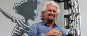 Grillo “sogna” la fine di Berlusconi. “Ma tanto lo votano anche da morto” (video)