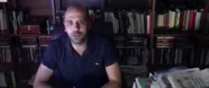 Il saluto di Checco Zalone agli studenti: ho studiato tanto per fare il cafone (video)