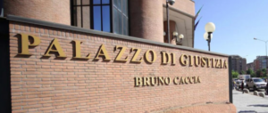 Giustizia-lumaca, a Torino processo prescritto per abusi su una 16enne
