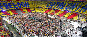 Spagna, gli indipendentisti catalani pronti a occupare i seggi nella notte