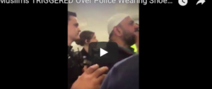 Poliziotti entrano in moschea con le scarpe, scatta la furia dei musulmani (video)