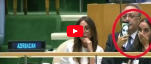 Il padre parla all’Onu della guerra contro il suo popolo. Ma lei si fa selfie buffi (video)