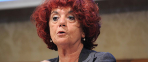La Fedeli assume gli immigrati come bidelli nelle scuole. Beffati gli italiani