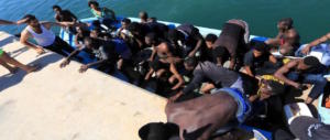 Libia, 6 anni dopo Gheddafi il Paese è ancora nel caos. E da noi è invasione di migranti