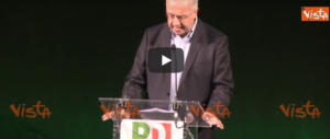 Nel triste decennale del Pd Veltroni rimpiange Prodi e umilia Renzi (video)