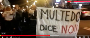 Genova, presidi e striscioni: quartiere ancora in rivolta per l’arrivo a sorpresa dei migranti
