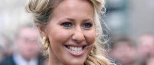 Russia, sarà una bella bionda 36enne a sfidare Putin: chi è Ksenia Sobchak