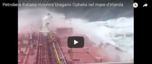 Uragano Ophelia, grande paura a bordo della petroliera italiana (video)