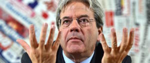 Il debito pubblico ci schiaccia e Gentiloni parla di un’Italia che non c’è