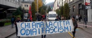 Palermo, manette nei centri sociali: prima notte in cella. Caccia ai complici