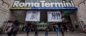 Stazione Termini, rapine e pestaggi fuori dal fast food: presi tre immigrati (video)