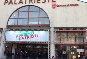 L'arrivo dei delegati al PalaTrieste