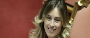 Colpo di mano della Boschi: a Camere sciolte nomina 3 fedelissimi al Consiglio di Stato
