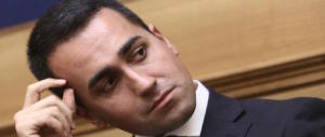 Il M5S in rivolta contro Di Maio: “Finiscila, sei ambiguo”