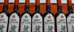 Amaro partigiano contro vino di Predappio, un derby a suon di bottiglie