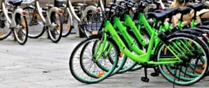 Che vergogna, azienda di bike-sharing lascia l’Italia: troppi vandali, addio