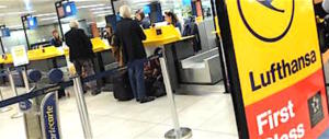 Alitalia, non se ne esce: una supercordata sfiderà Lufthansa