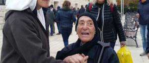 Addio a padre Rastrelli, “eroe” anti-usura e icona della destra napoletana