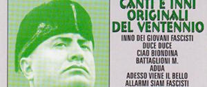 Anziana insegna “Faccetta nera” ai bambini: la vogliono cacciare dal condominio