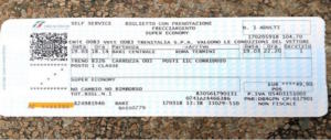 Gaffe M5s: “Viaggio in economy”. Ma posta un biglietto di 1a classe