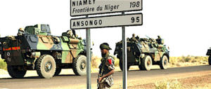 Missione in Niger, pasticcio di Alfano e Pinotti. Niamey: ma chi vi ha invitati?