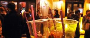 Roma, movida molesta: i residenti lanciano varechina dalle finestre