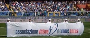 “Fai gol con la legalità”. Negli stadi in campo l’Associazione vittime del dovere (video)