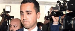 Di Maio in ginocchio dal Pd. «Noi ci siamo». Ma il M5s rischia l’esplosione