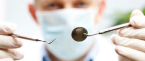 Dentista gratis agli immigrati mentre gli italiani non hanno soldi per curarsi