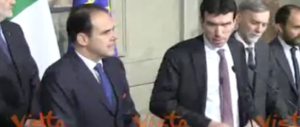 Il Pd sul Colle. Martina: «Noi fuori dai giochi, chi ha vinto dimostri responsabilità» (video)