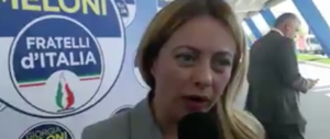 Meloni: «Il M5S gioca con gli italiani e rincorre solo le poltrone» (video)