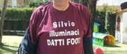 “Silvio, datti fuoco”: bufera sul parroco antifascista paladino dei rom