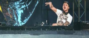 Avicii, per capire come è morto si scava nel “male oscuro” del dj