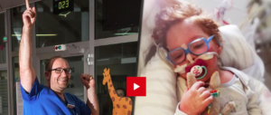 Pediatra balla per il bambino malato e commuove il web (video)