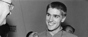 Auguri a Nino Benvenuti per gli 80 anni: dall’amicizia con Carnera ai titoli mondiali