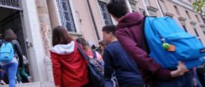 È iniziato l’anno scolastico per tutti: libri, zaini e smartphone (con limiti)
