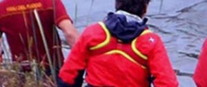 Nell’Aniene affiora il cadavere di un rom. Caduto nel fiume per urinare