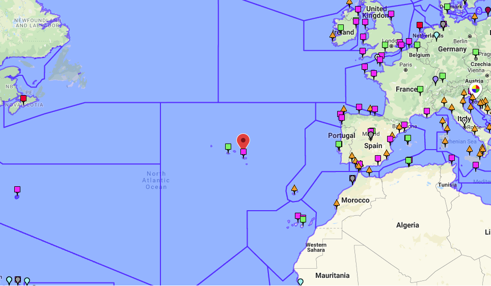 L'Mrcc Ponta Delgada che ha ricevuto l'allarme avviando le ricerche degli skipper italiani dispersi