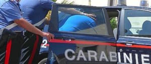 Tentano di vendere droga a carabinieri in borghese: arrestati due stranieri